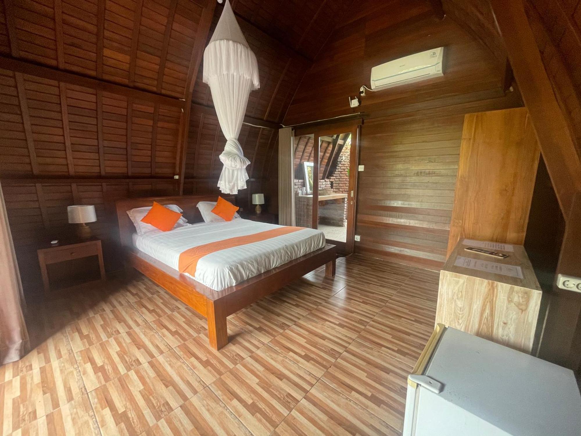 Orange Balangan Bungalow Jimbaran  Exterior photo